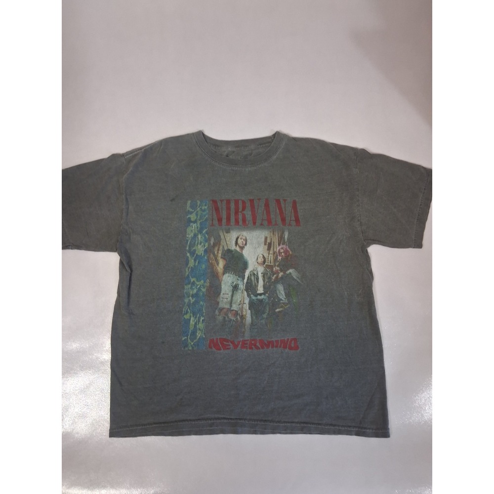 Nirvana Nevermind Graphic T-Shirt Mens Medium Gray Acid Wash Rock Band Tee